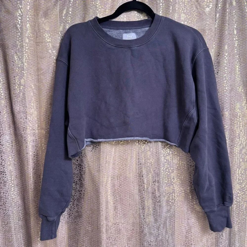 TNA Aritzia Charcoal Gray Cozy AF Fleece Cropped Long Sleeve Sweater Small 1